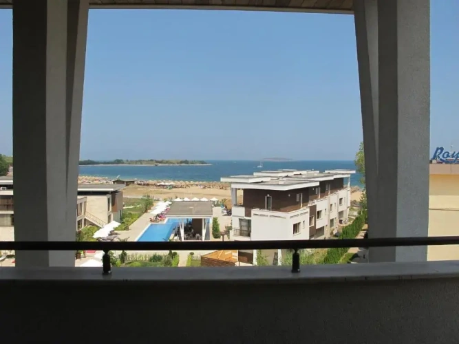 2 Bedrooms Deluxe Apartment with sea view