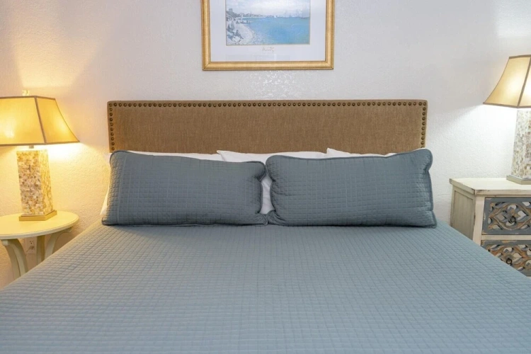2 Bedrooms Cottage