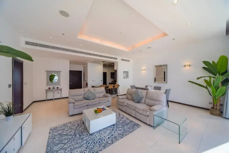 Pvt Beach Andaaz Residence