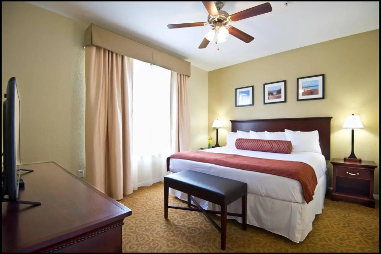 Calypso Cay Vacation Villas