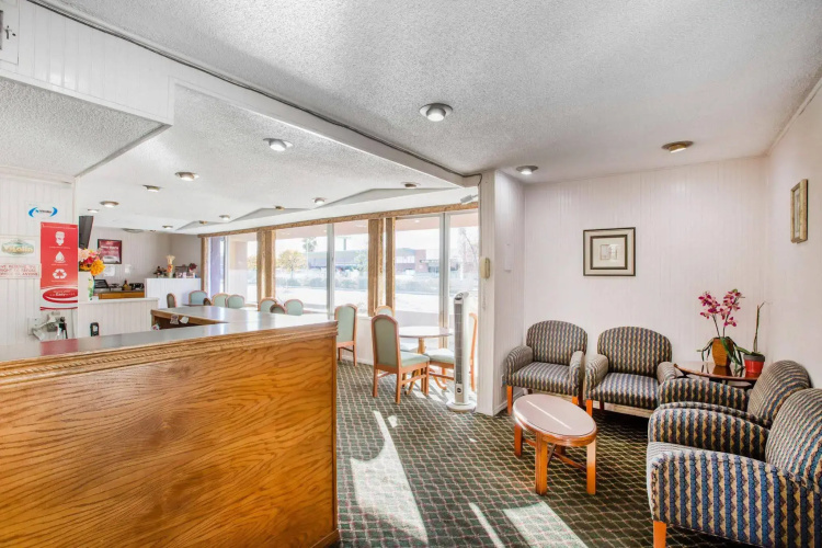 Sequoia lodge