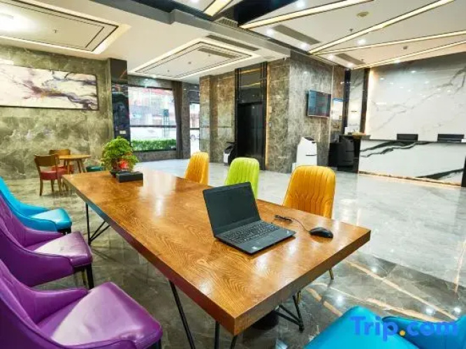 Diman Garden Hotel