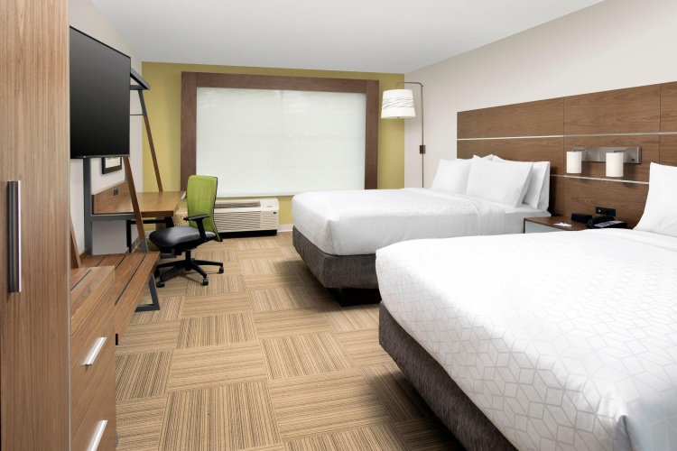 Quadruple Suite