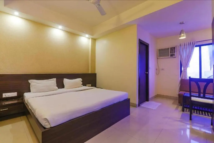 Shelter Hotel