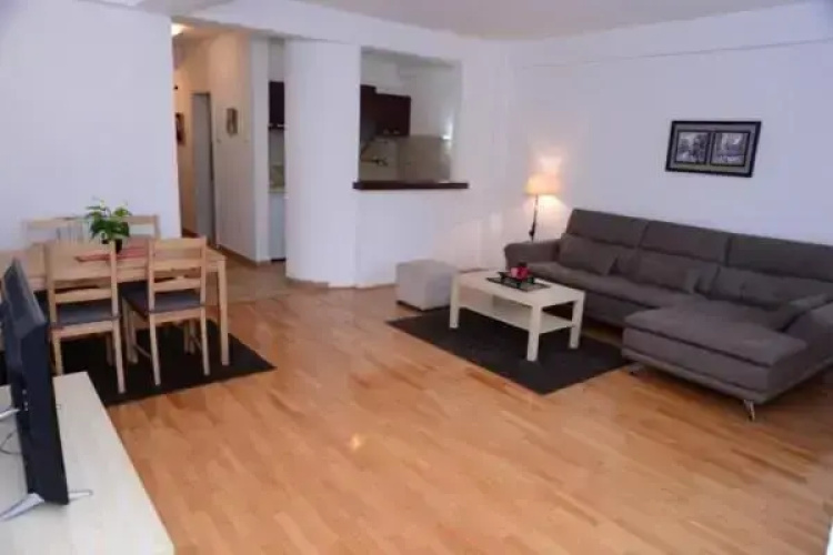Cozy Two Bedroom Apartment 8