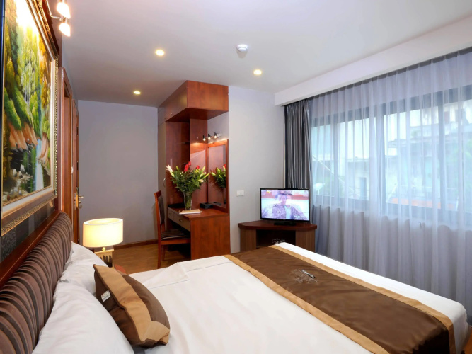 Gallant Hotel