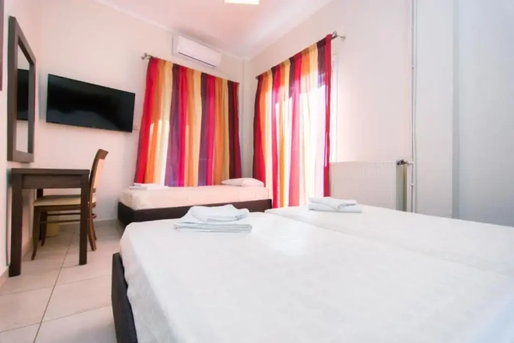 Standard Triple room with balcony