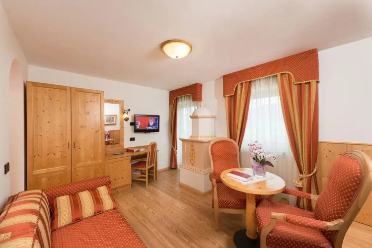 Lady Maria Hotel & Resort