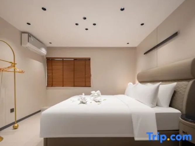 Family Duplex Suite with garden view