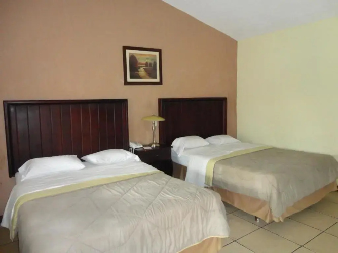 Hotel La Colonia