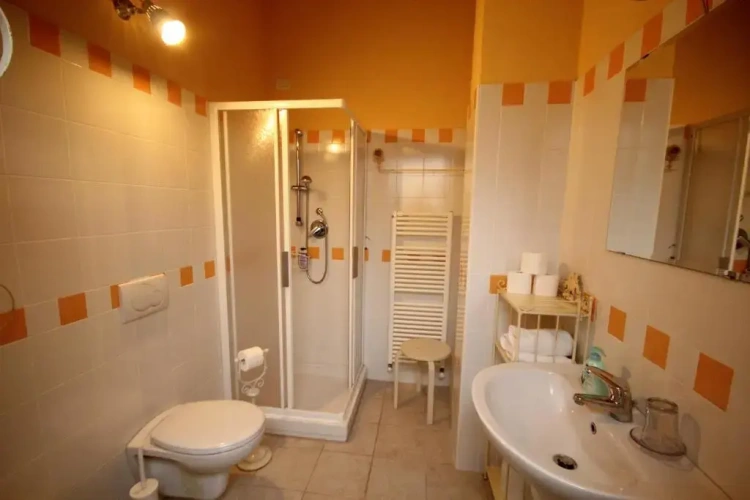 1 Bedroom Apartment with garden view