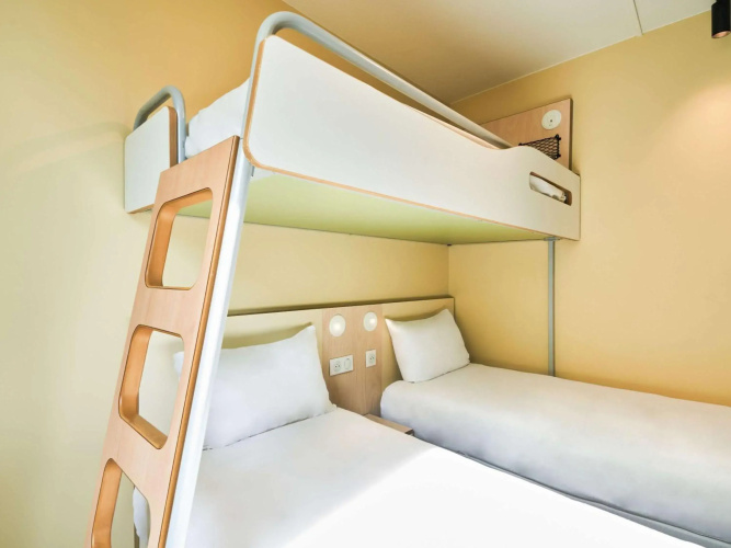 ibis budget Saint Maurice Hotel