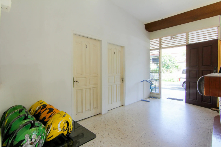 Lestari Guesthouse