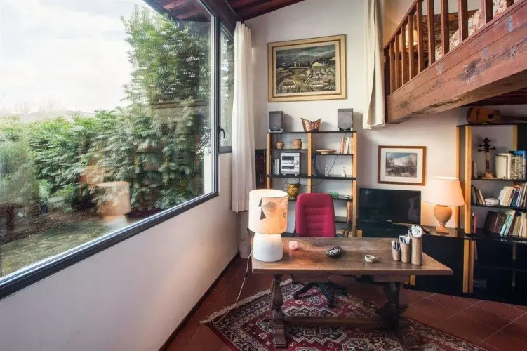 Independent loft on Florence's hills