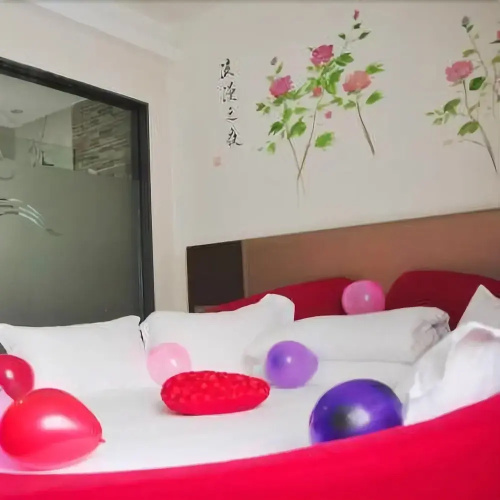Chunzhichao Business Hotel