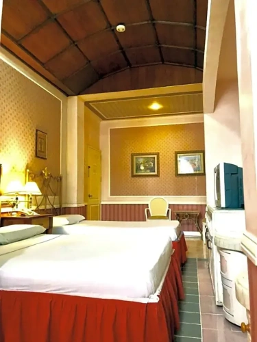 Classic Triple room