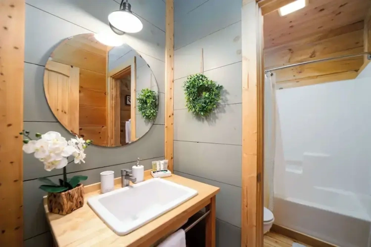 2 Bedrooms Cottage