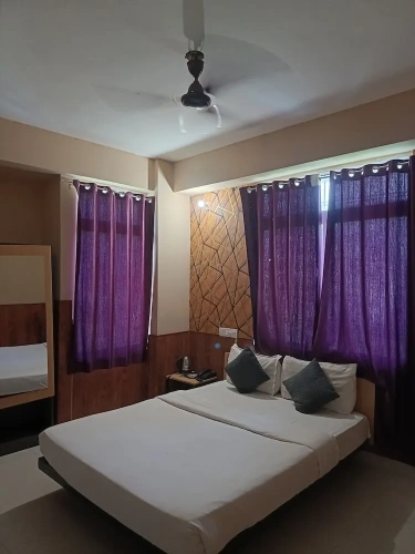 Standard Club room