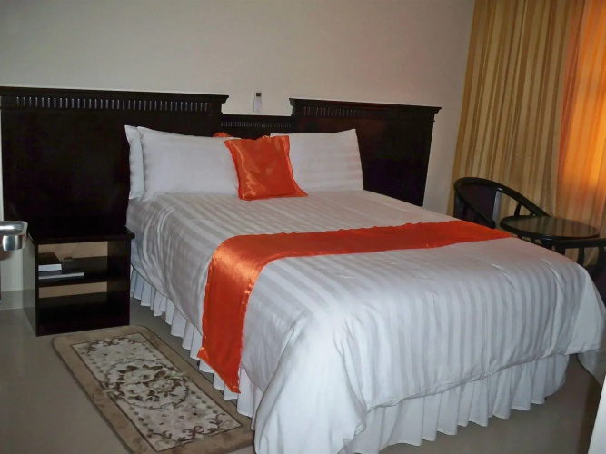 Sunbeam Hotel