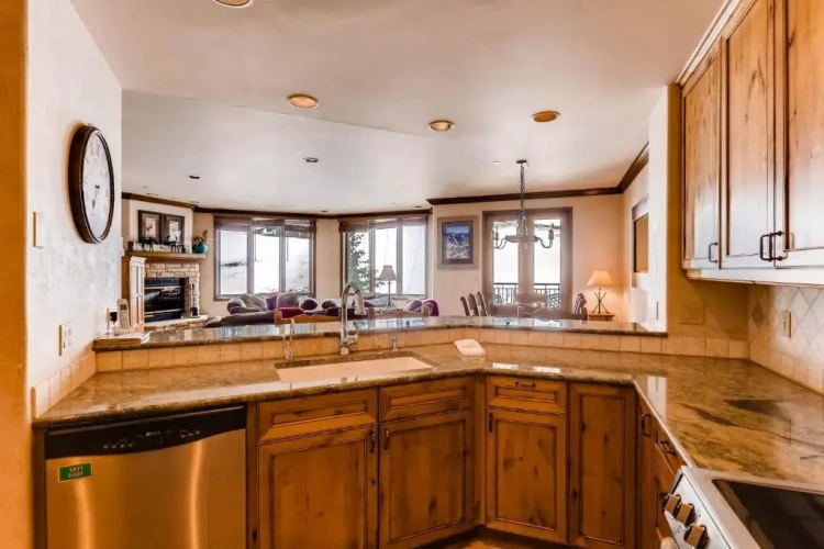3 Bedrooms Cottage