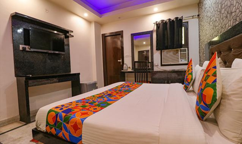FabHotel A One Noida Sector 11