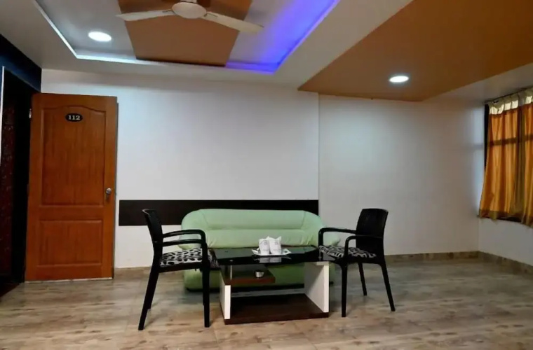 Hotel Sukh Sagar