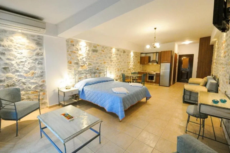 Vathi Hotel