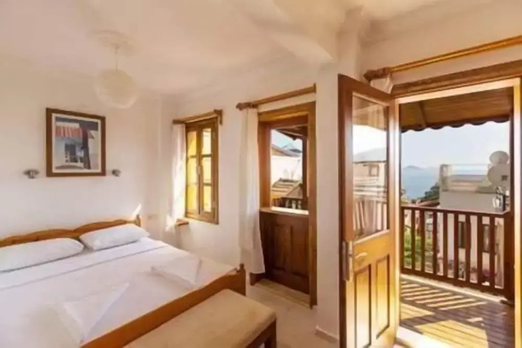 The White House Kalkan