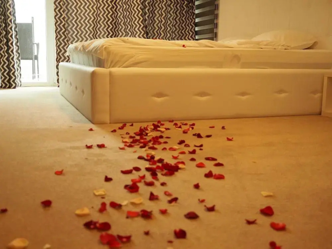 5 Star Residence