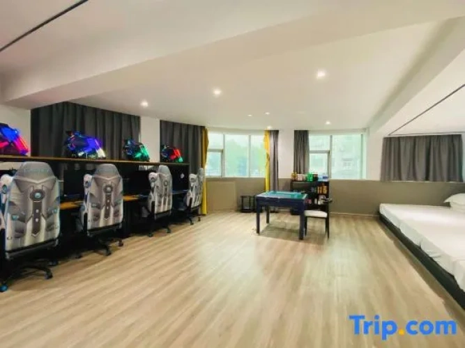 Standard Quintuple room