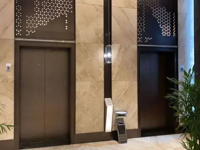 Feicui Zhouyu Hotel