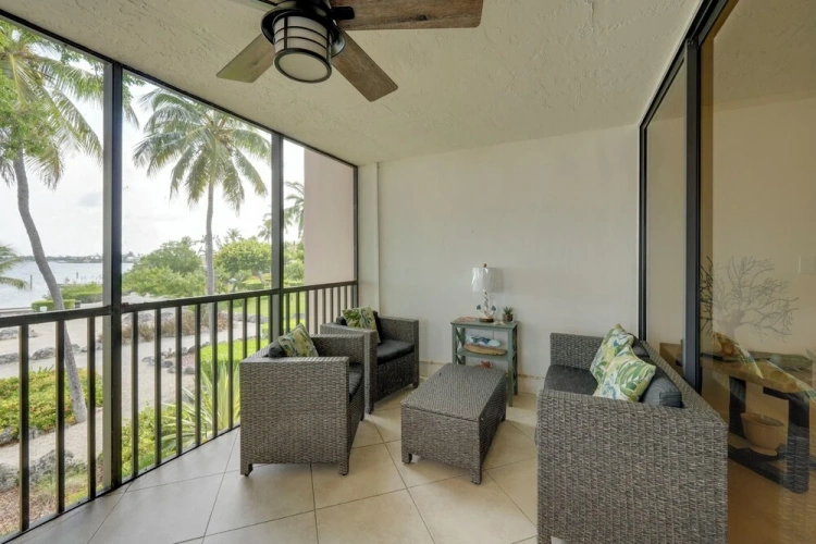 2 Bedrooms Apartment with balcony