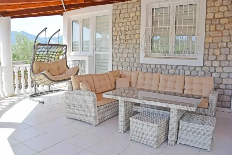 3 Bedrooms Villa
