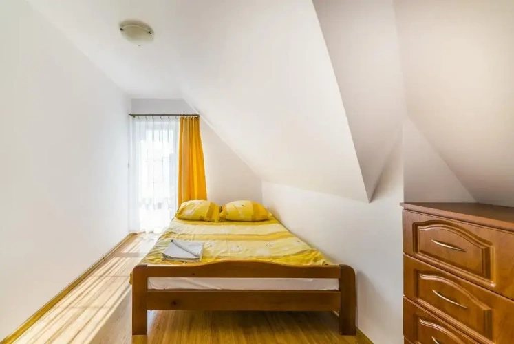 Standard Triple room with balcony