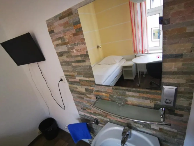 Standard Single room