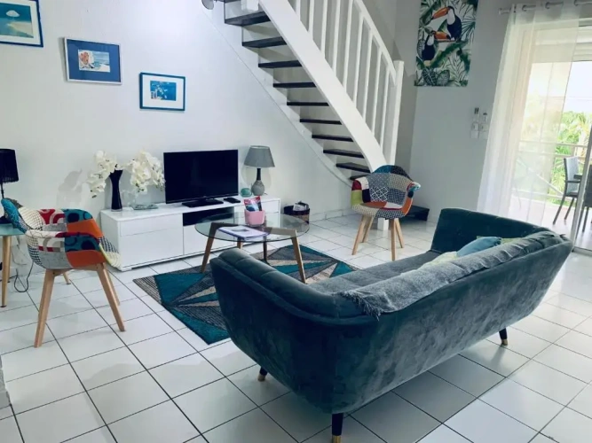 3 Bedrooms Apartment