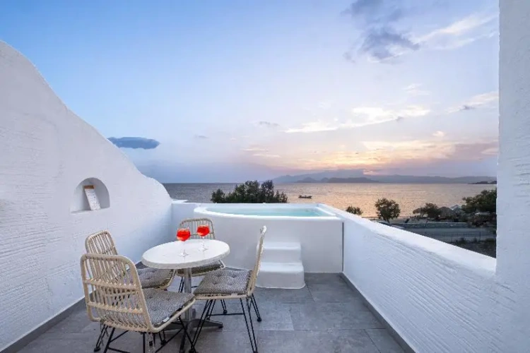 1 Bedroom Suite with balcony