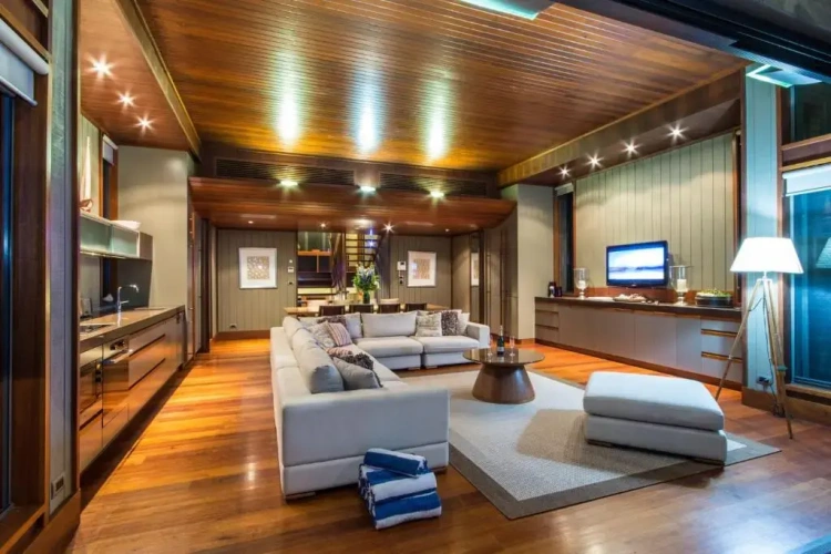 4 Bedrooms Cottage