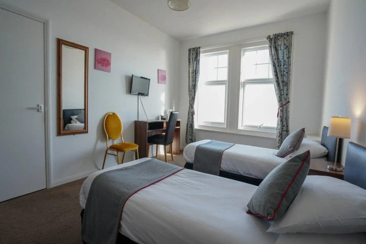 Deluxe Quadruple room