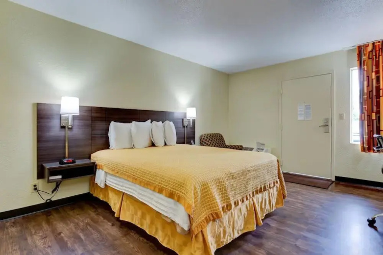 Continental Inn Charlotte