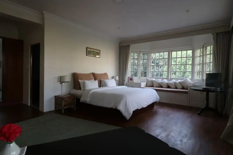 Lavee Residence