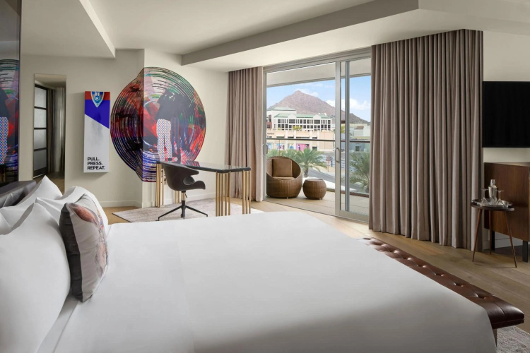 W Scottsdale photo 20