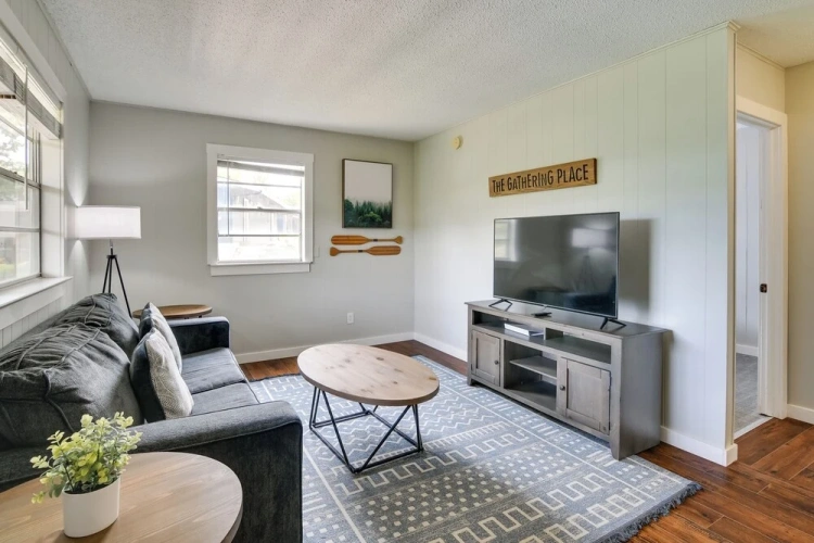 2 Bedrooms Cottage with balcony