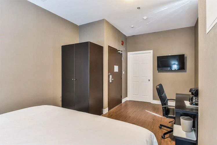 Nu Hotel Toronto