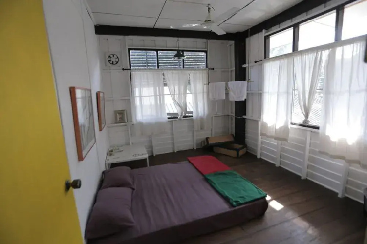 Maroom Art Hostel