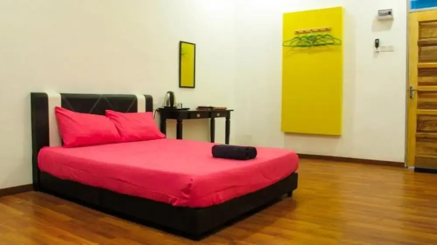 Multaqa Suite & Residence