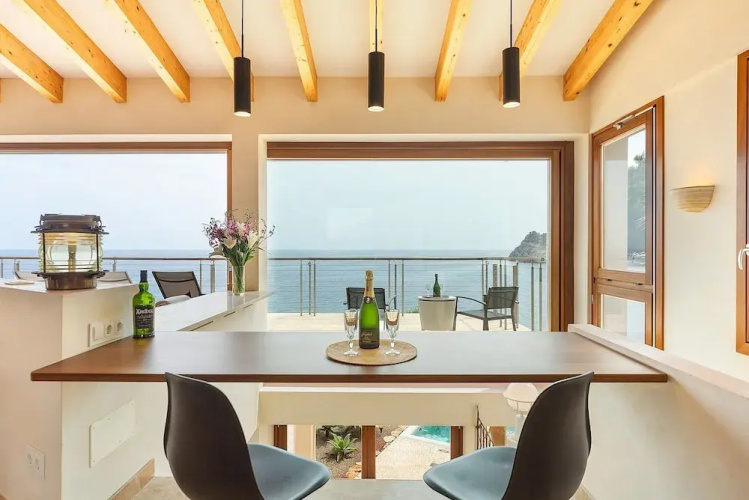 Mallorca front line property sea access