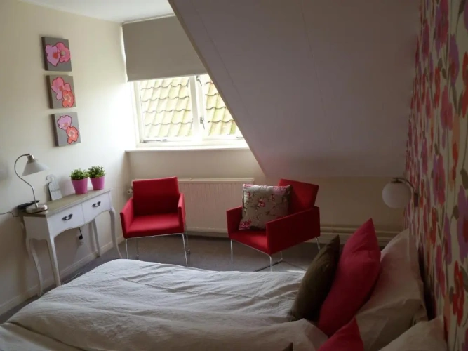 Standard Twin room with view