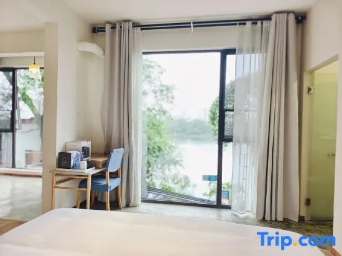 Double Suite with river view