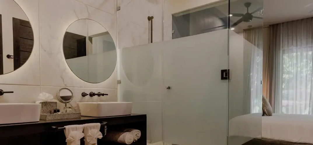 2 Bedroom Luxury Suite 201